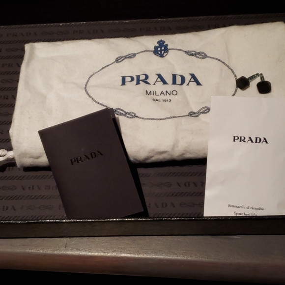 Prada heels - Picture 8 of 8